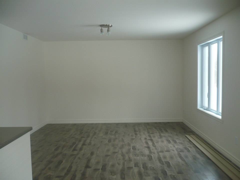 http://www.constructionsdv.com/wp-content/uploads/2016/06/interieur1.jpg