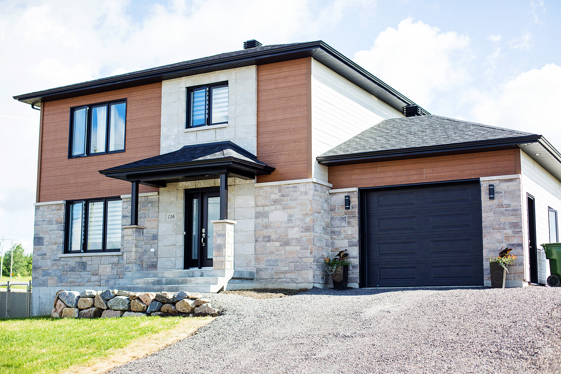 http://www.constructionsdv.com/wp-content/uploads/2016/07/Cottage.jpg